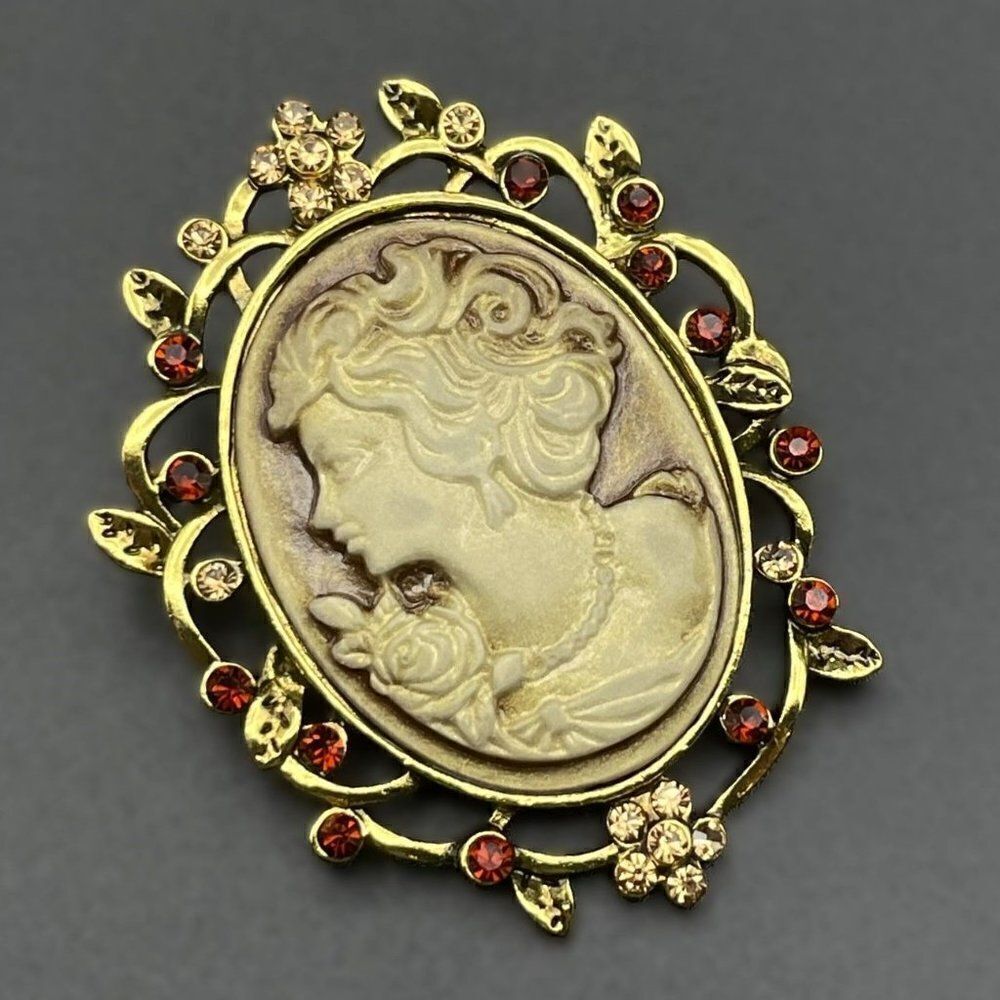 Yellow Gold with Champagne Topaz Crystal Flower Lady Cameo Pin Back Brooch